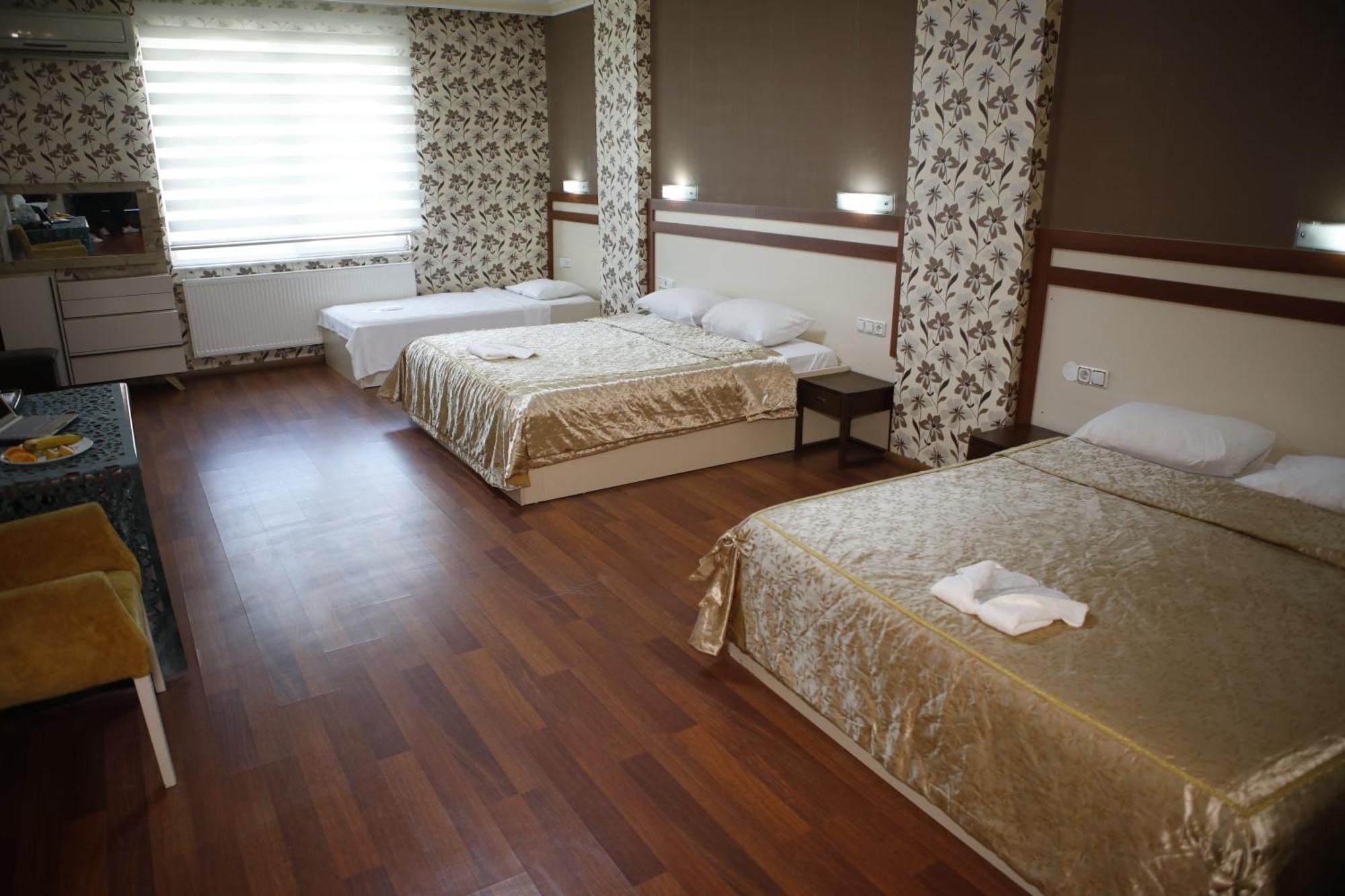 Safir Hotels Silivri Exterior foto